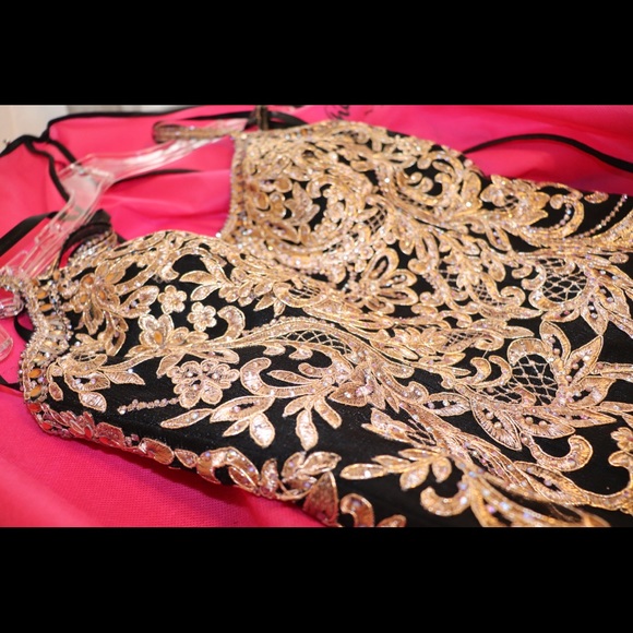 rose gold & black prom dress - Picture 4 of 7